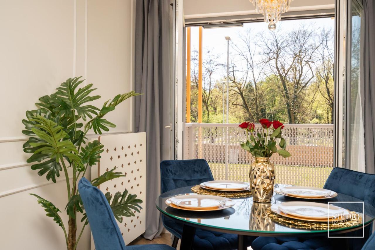 Exclusive Gold Apartment คราคูฟ ภายนอก รูปภาพ